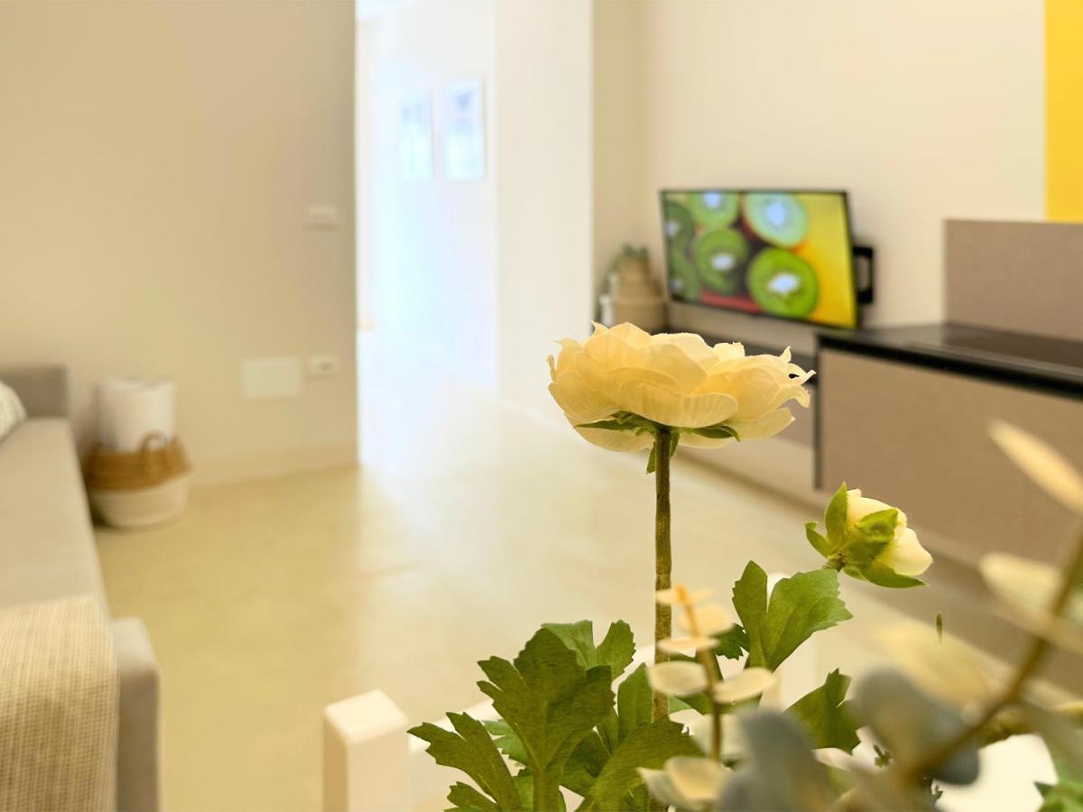 13 Eur For Monthly Stay - Home By The Sea - Hbs Golem  Ngoại thất bức ảnh