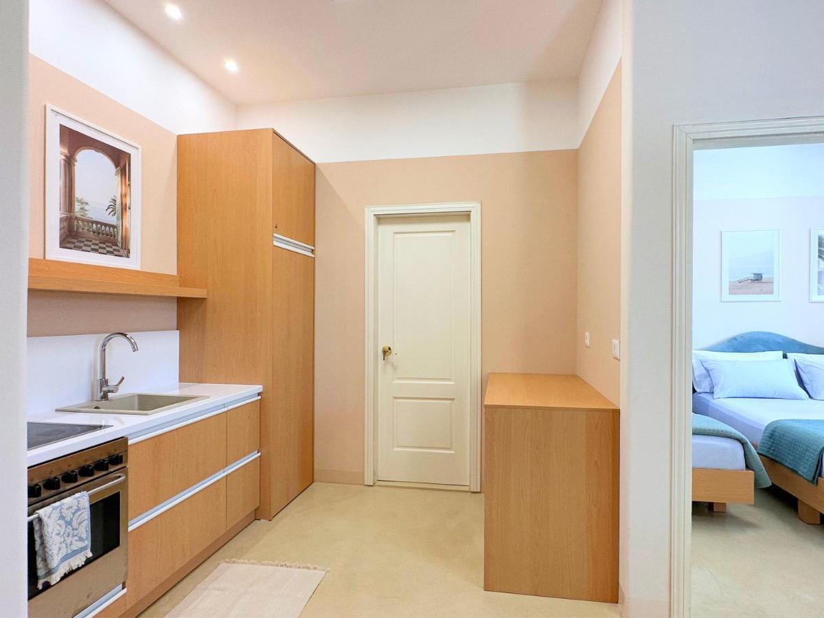 13 Eur For Monthly Stay - Home By The Sea - Hbs Golem  Ngoại thất bức ảnh
