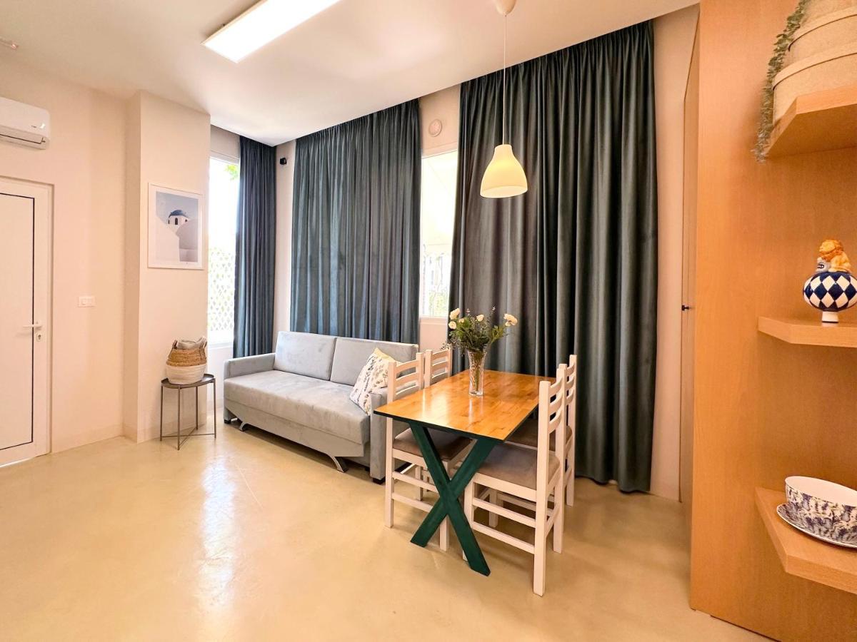 13 Eur For Monthly Stay - Home By The Sea - Hbs Golem  Ngoại thất bức ảnh