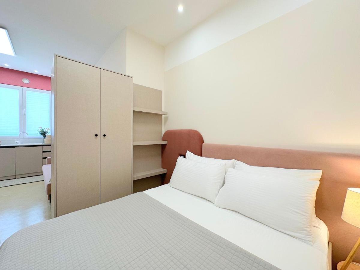 13 Eur For Monthly Stay - Home By The Sea - Hbs Golem  Ngoại thất bức ảnh